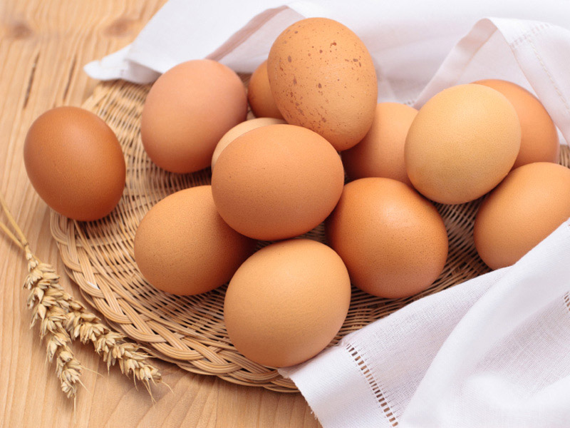 واردات ۲۰ هزار تن تخم مرغ برای تنظیم بازار/ شیوع آنفولانزا باعث کمبود مرغ و تخم مرغ شد